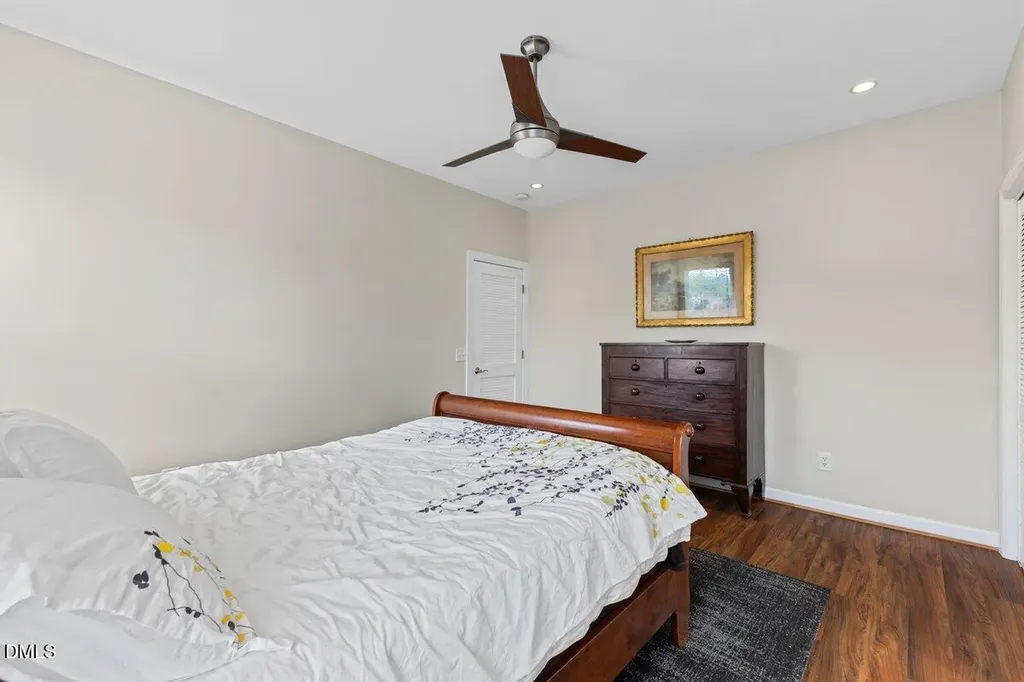 208 Baggett Avenue Raleigh NC 27604