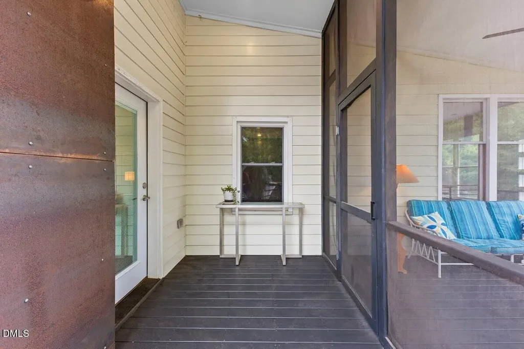 208 Baggett Avenue Raleigh NC 27604
