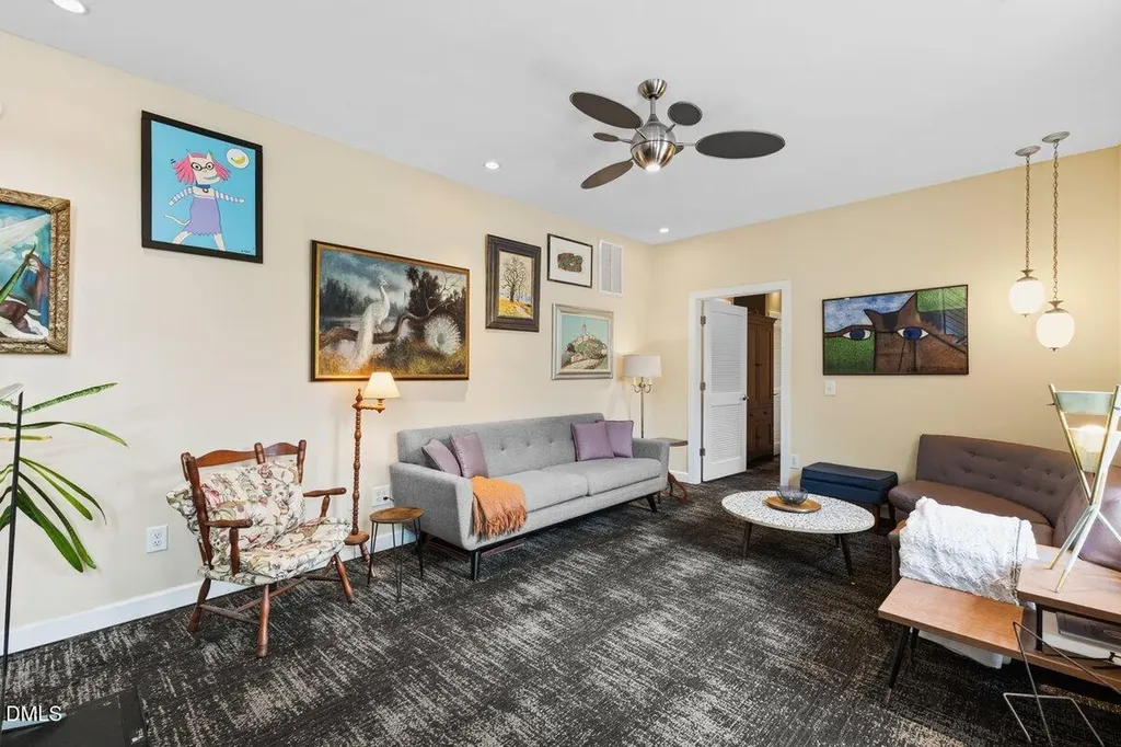 208 Baggett Avenue Raleigh NC 27604