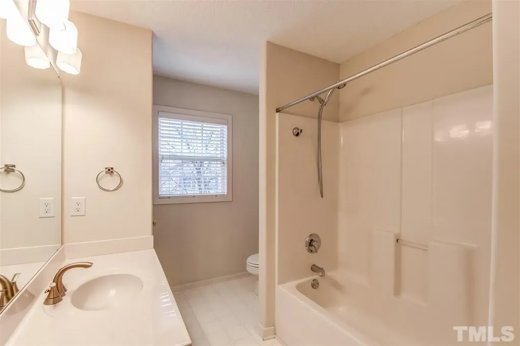 121 Danesway Drive Holly Springs NC 27540
