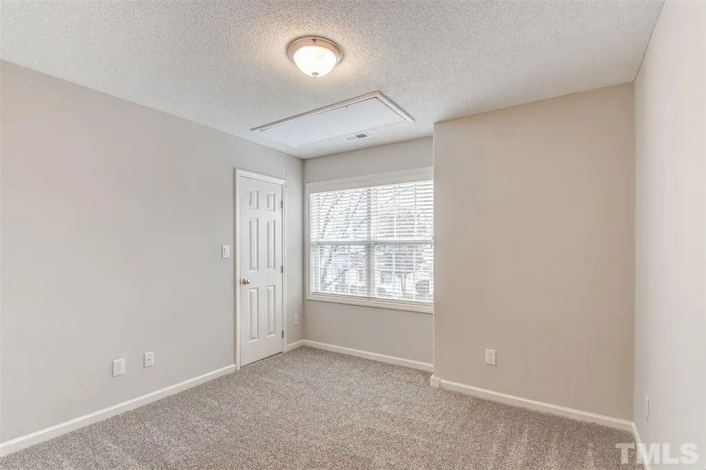 121 Danesway Drive Holly Springs NC 27540
