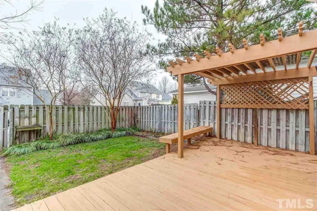 121 Danesway Drive Holly Springs NC 27540