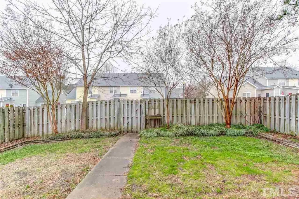 121 Danesway Drive Holly Springs NC 27540