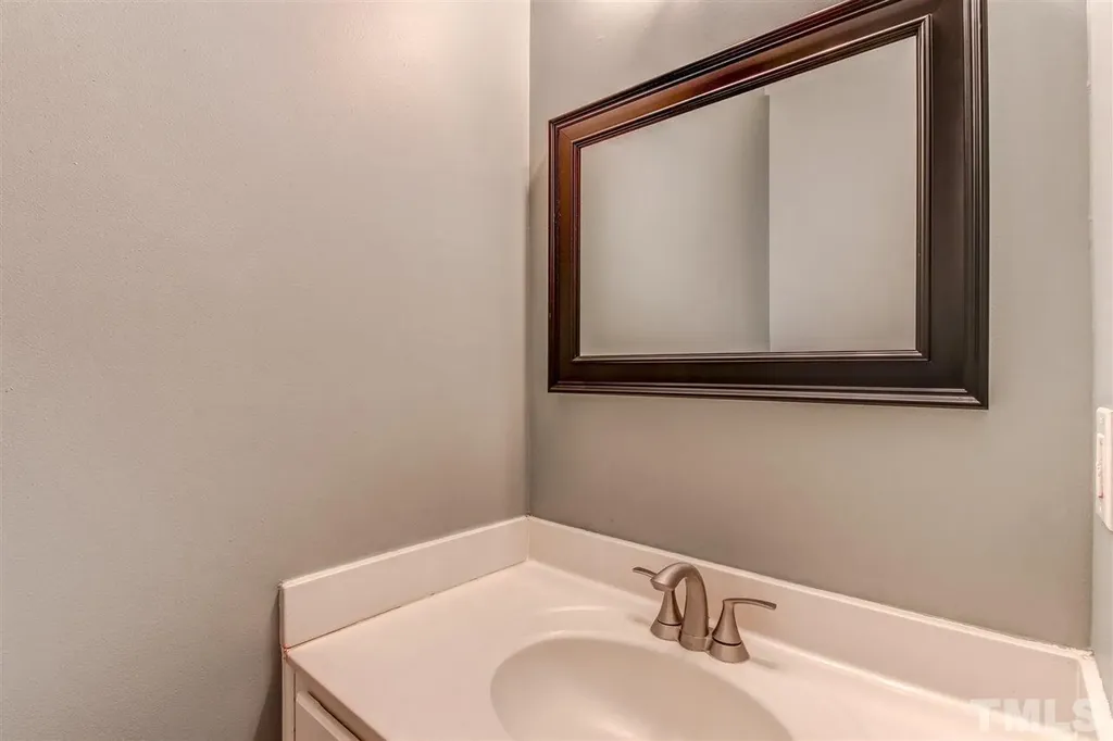 121 Danesway Drive Holly Springs NC 27540