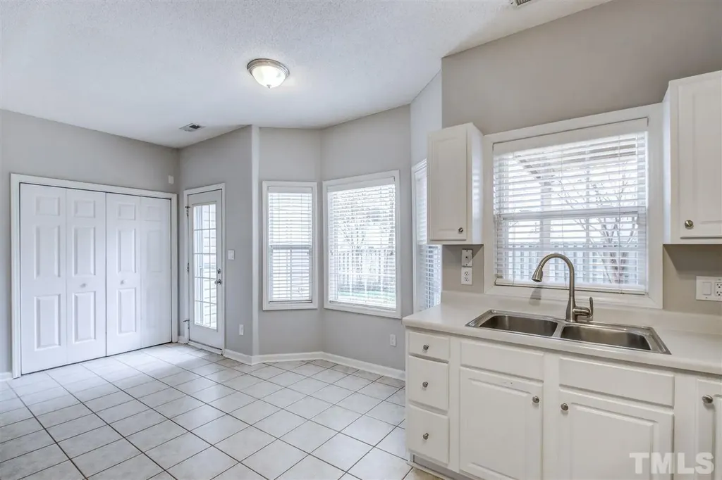 121 Danesway Drive Holly Springs NC 27540