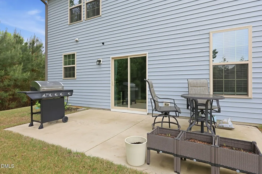 539 River Dell Townes Avenue Clayton NC 27527