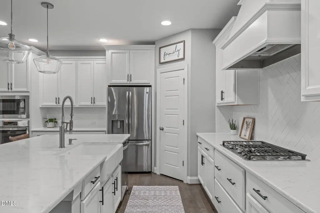 108 Tree Hill Lane Holly Springs NC 27540