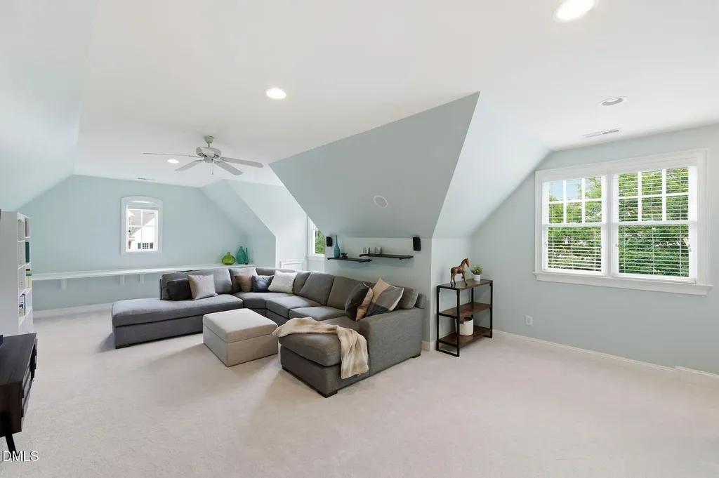 160 Tramore Drive Chapel Hill NC 27516