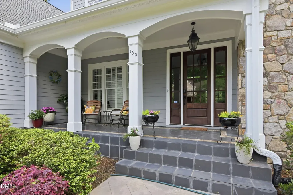 160 Tramore Drive Chapel Hill NC 27516