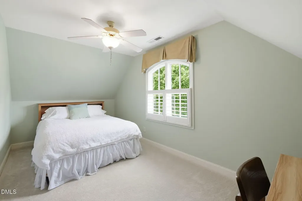 160 Tramore Drive Chapel Hill NC 27516