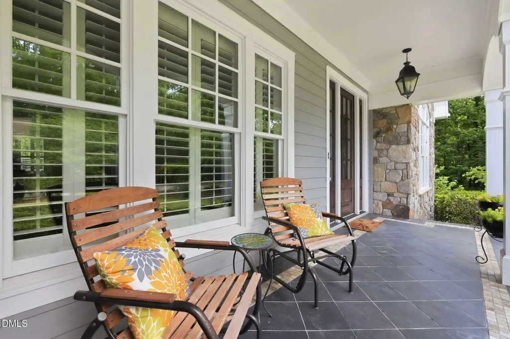 160 Tramore Drive Chapel Hill NC 27516