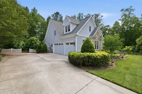 160 Tramore Drive Chapel Hill NC 27516