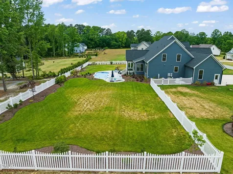 121 Lane Farms Way Holly Springs NC 27540