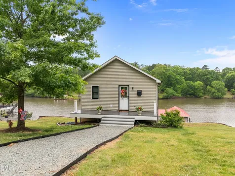 237 Willifords Point Drive Roxboro NC 27574