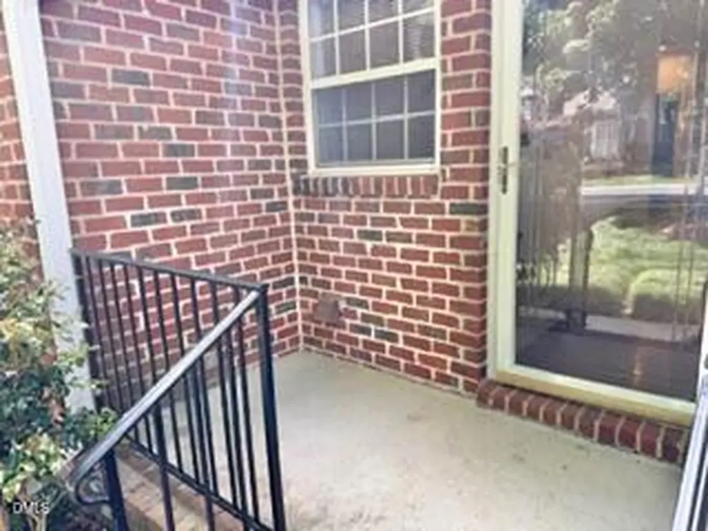 8737 Courage Court Raleigh NC 27615