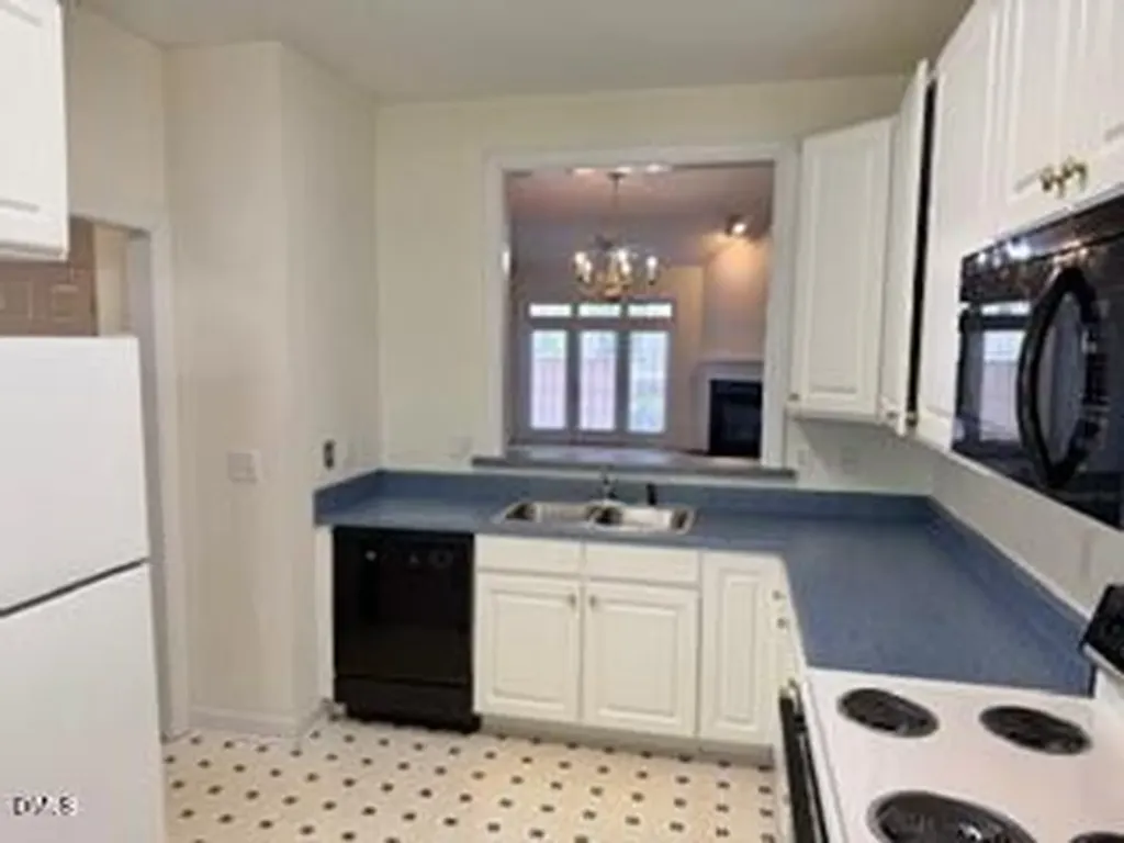 8737 Courage Court Raleigh NC 27615
