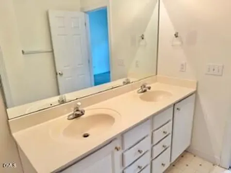 8737 Courage Court Raleigh NC 27615