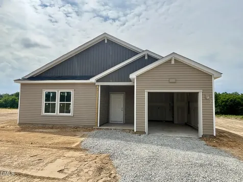 105 Hallwood Drive Pikeville NC 27863
