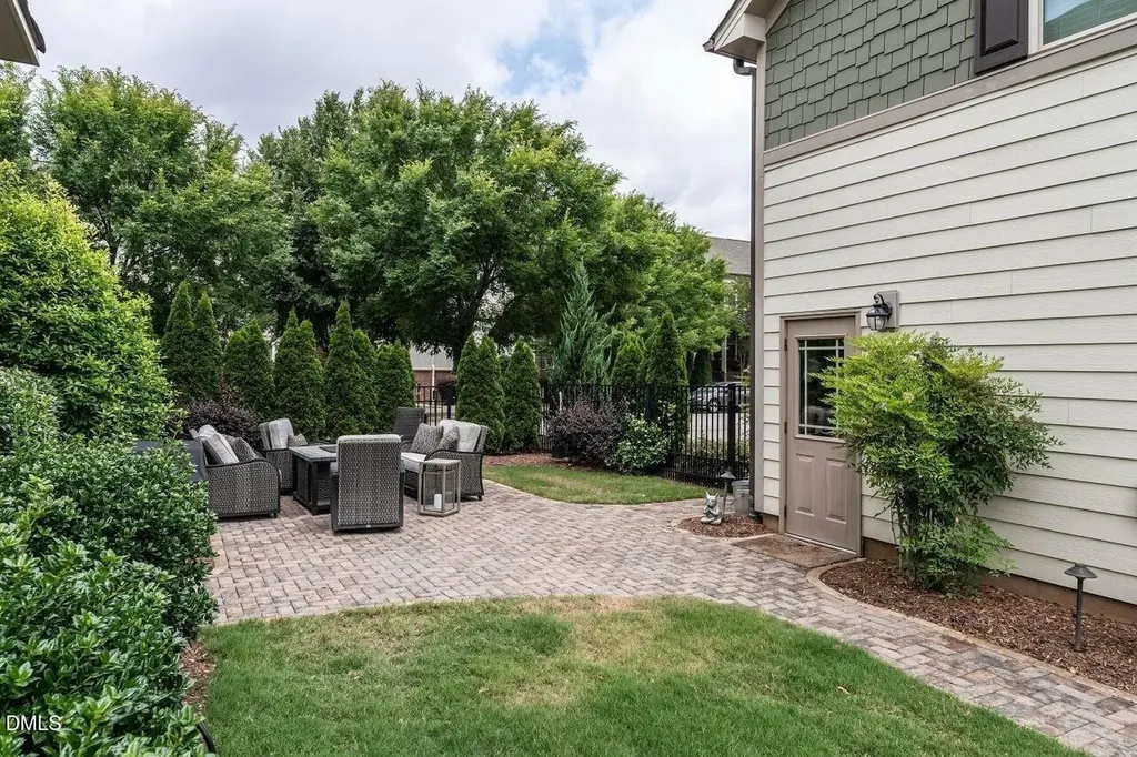 1572 Rodessa Run Raleigh NC 27607