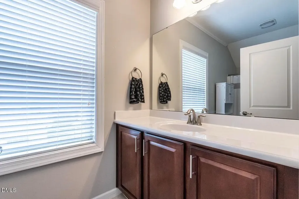 1572 Rodessa Run Raleigh NC 27607