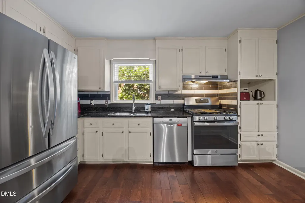5904 Deblyn Avenue Raleigh NC 27612