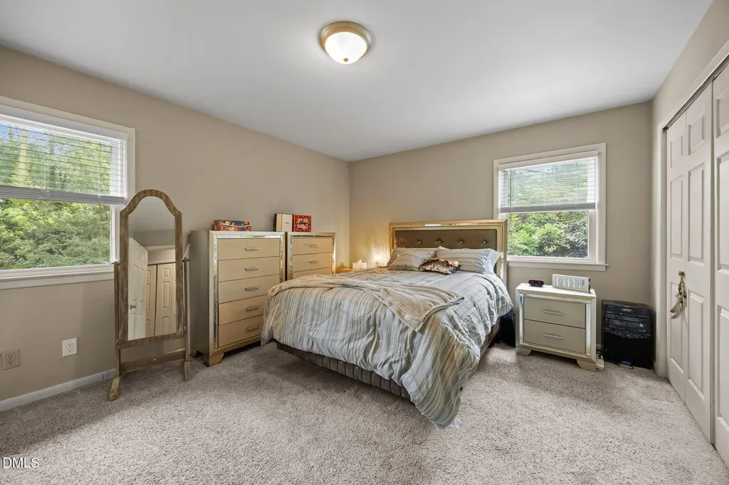 5904 Deblyn Avenue Raleigh NC 27612
