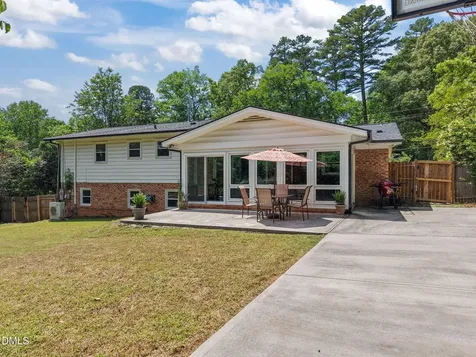 5904 Deblyn Avenue Raleigh NC 27612
