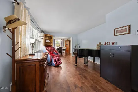 5904 Deblyn Avenue Raleigh NC 27612