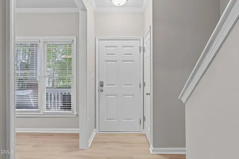 1048 Mica Lamp Court Apex NC 27502