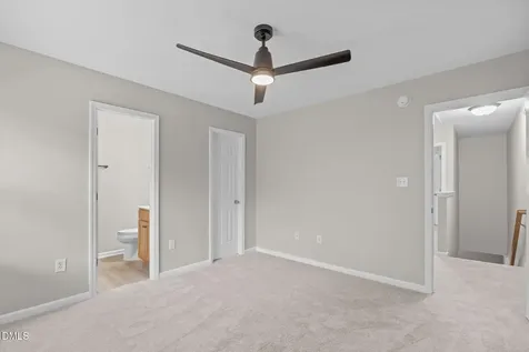 1048 Mica Lamp Court Apex NC 27502
