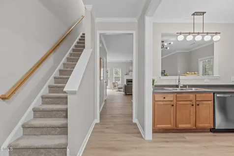 1048 Mica Lamp Court Apex NC 27502
