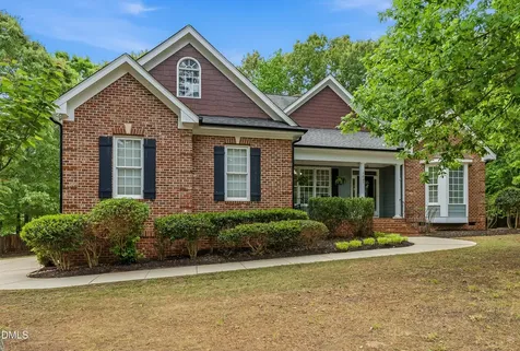 1007 Chatham Court Youngsville NC 27596
