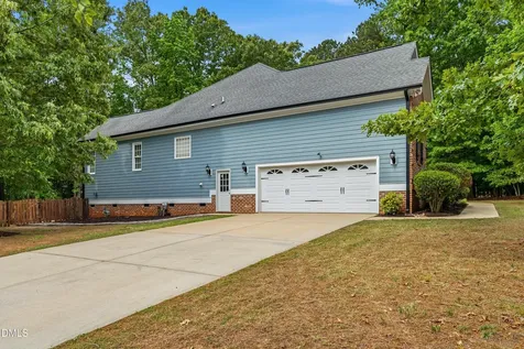 1007 Chatham Court Youngsville NC 27596
