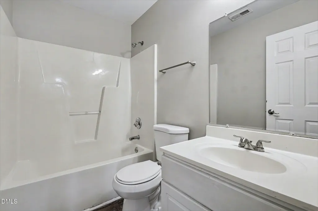 4816 Windbreak Lane Raleigh NC 27616