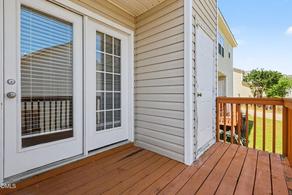 4816 Windbreak Lane Raleigh NC 27616
