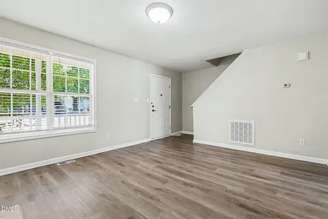 4816 Windbreak Lane Raleigh NC 27616