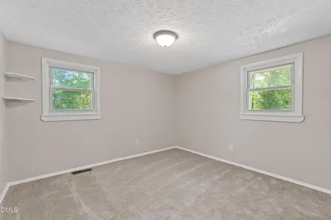 5128 Sunset Lake Road Apex NC 27539
