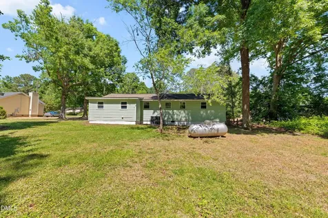 5128 Sunset Lake Road Apex NC 27539