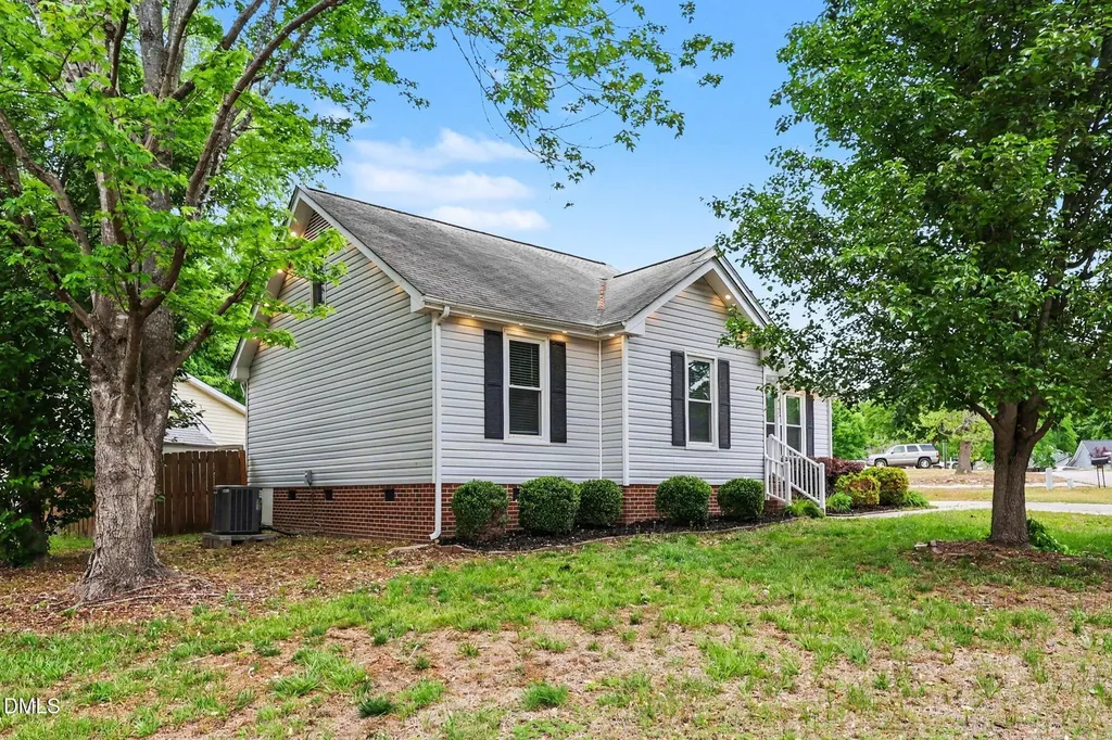 4125 Lodge Allen Court Raleigh NC 27616