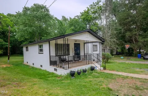 762 Hillsboro Street Pittsboro NC 27312