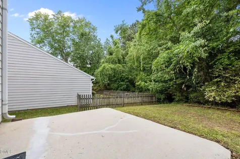 617 Brickstone Drive Apex NC 27502
