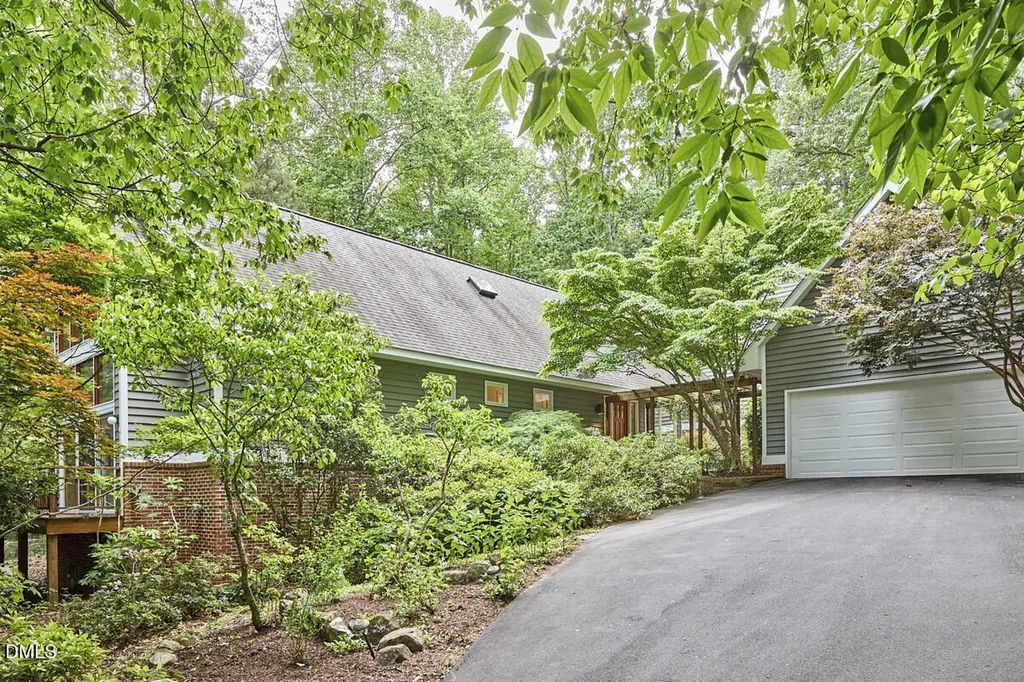 124 Steeplechase Road Chapel Hill NC 27514