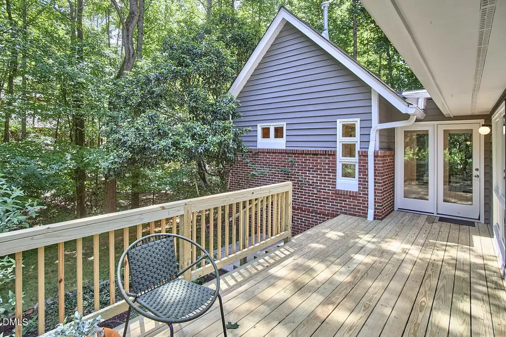 124 Steeplechase Road Chapel Hill NC 27514