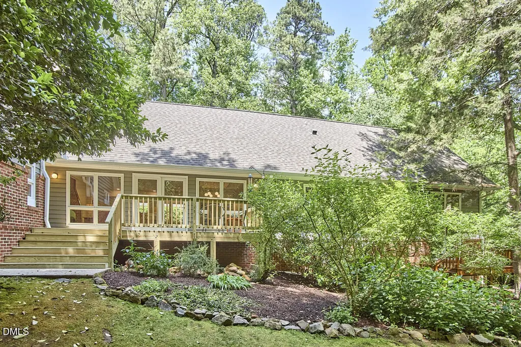 124 Steeplechase Road Chapel Hill NC 27514