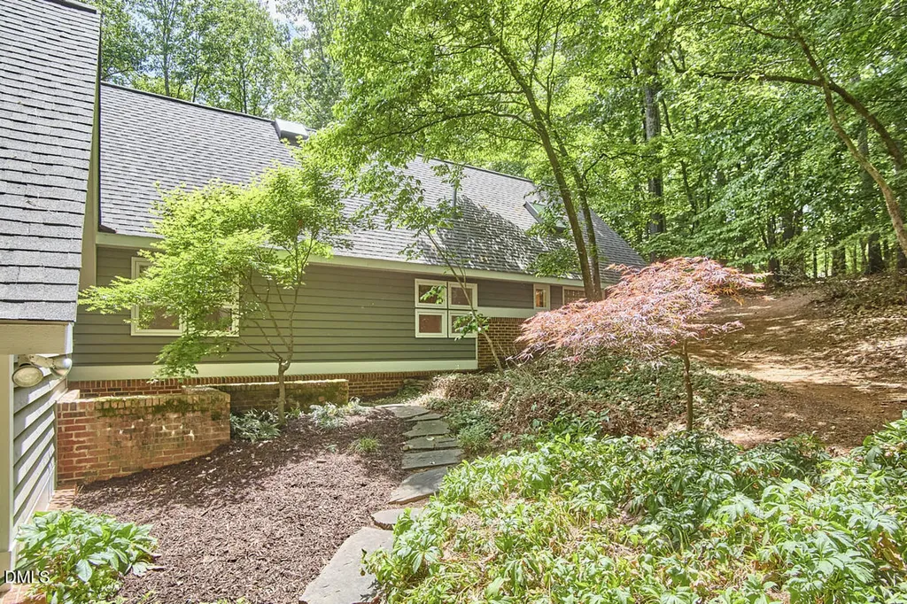 124 Steeplechase Road Chapel Hill NC 27514