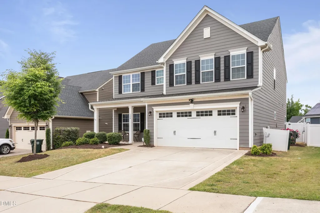 124 Amber Acorn Avenue Raleigh NC 27603