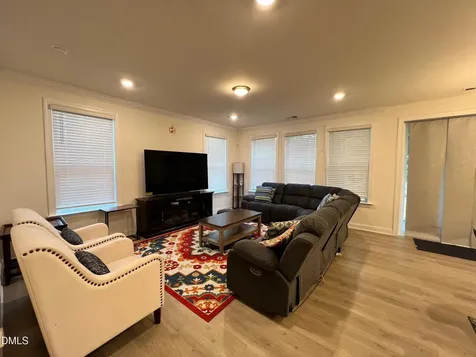 2563 Hutch Lane Apex NC 27523