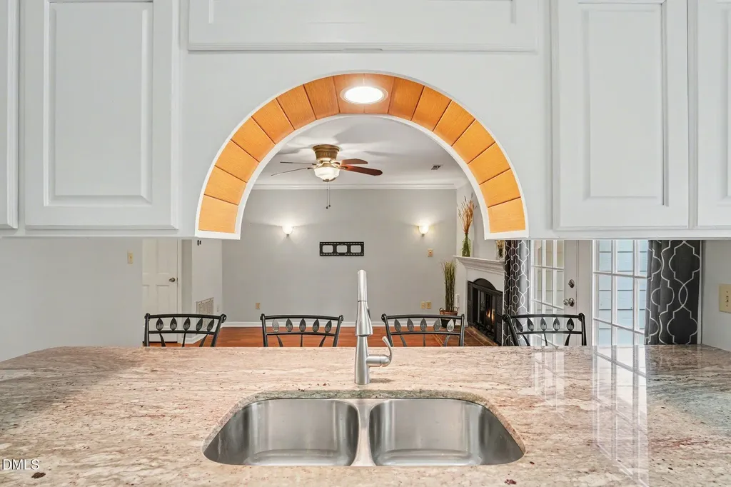 6404 Meadow View Drive Raleigh NC 27609