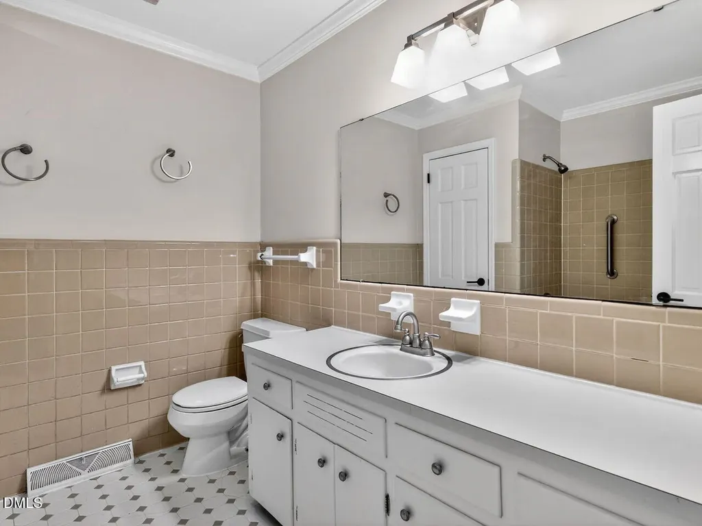 6813 W Lake Anne Drive Raleigh NC 27612