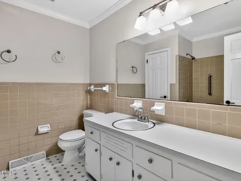 6813 W Lake Anne Drive Raleigh NC 27612